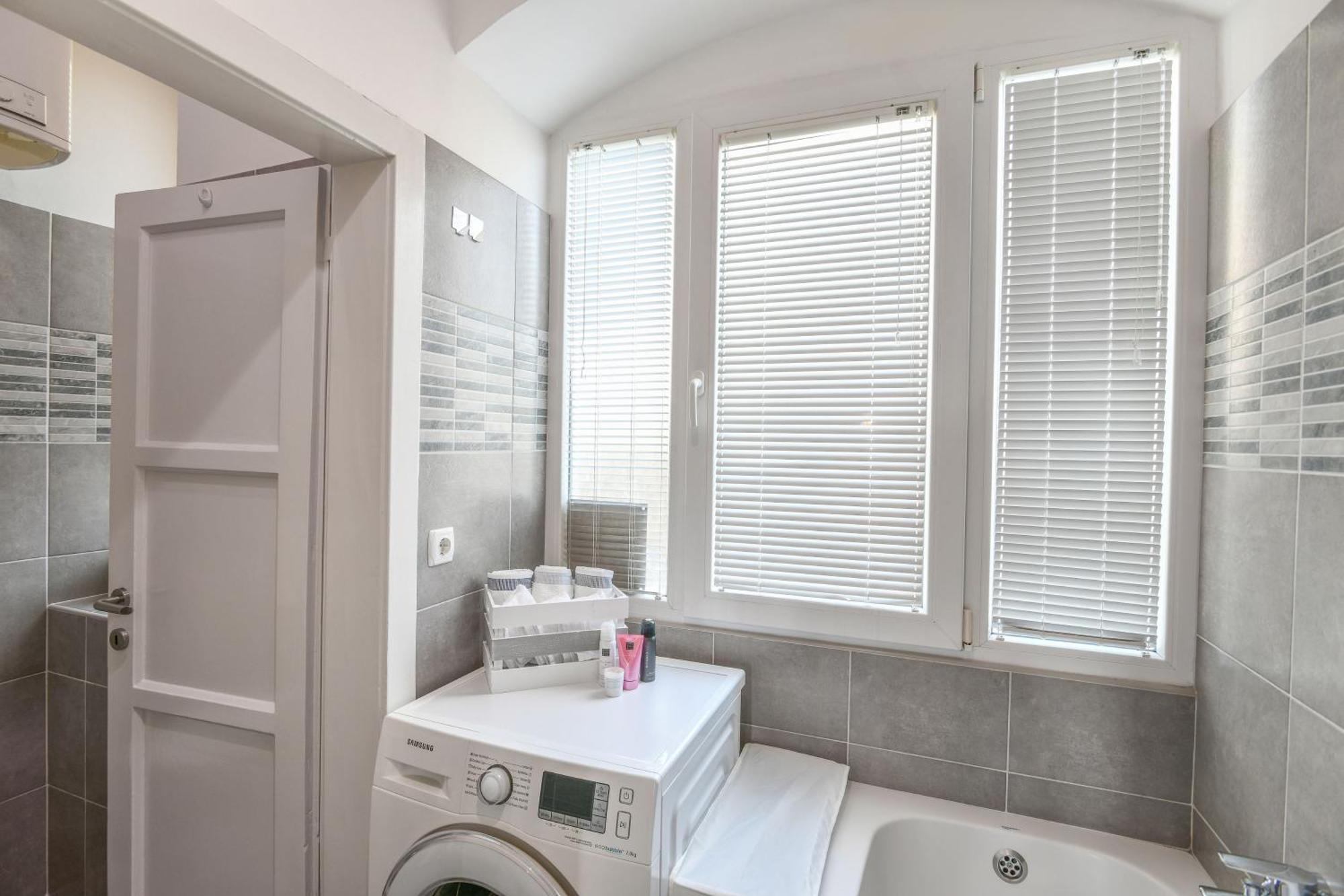 Apartment Sea Sun View Рийека Екстериор снимка